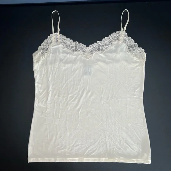 Two Ann Taylor camisoles white and black excellent condition 🩷 - Picture 2 of 14